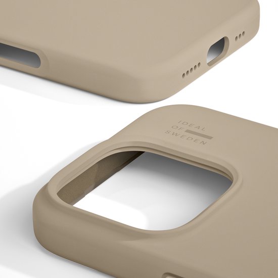 iDeal of Sweden Coque en silicone avec anneau magnétique pour iPhone 16 Pro Max Beige