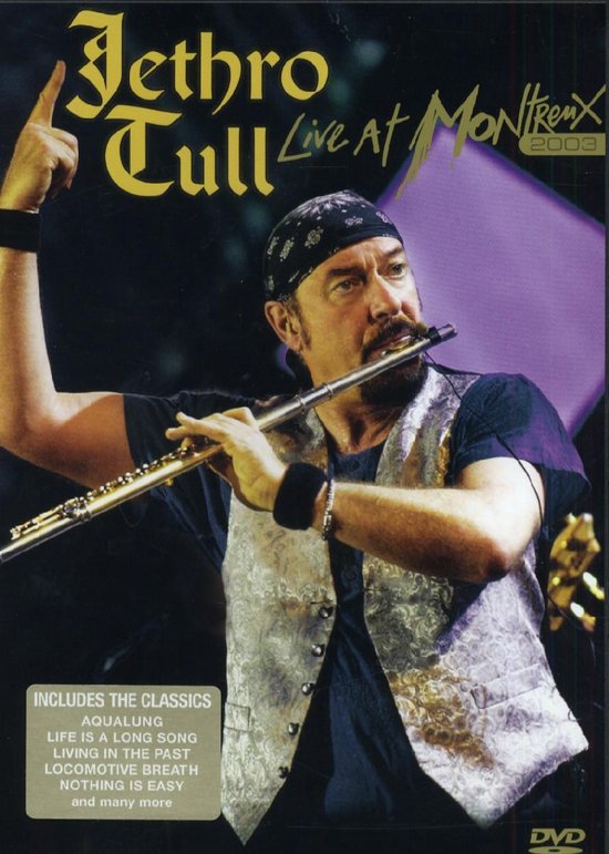 Dvd-hoes van Jethro Tull Live at Montreux 2003 met een muzikant die fluit speelt in een gilet met patroon.