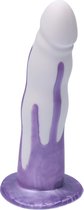 Ylva & Dite - Anteros - Realistische Siliconen dildo met zuignap - Voor mannen, vrouwen of samen - Handgemaakt in Holland - Vanity Pink / Luster Violet