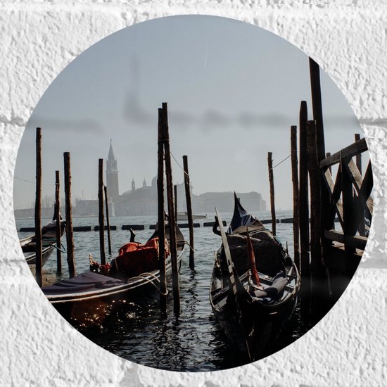 Muursticker Cirkel - Italiaanse Gondels in Haven van Venetië, Italië - 20x20 cm Foto op Muursticker