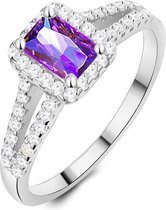 Twice As Nice Ring in zilver, amethyst gekleurde baguette zirkonia, kleine witte zirkonia 52