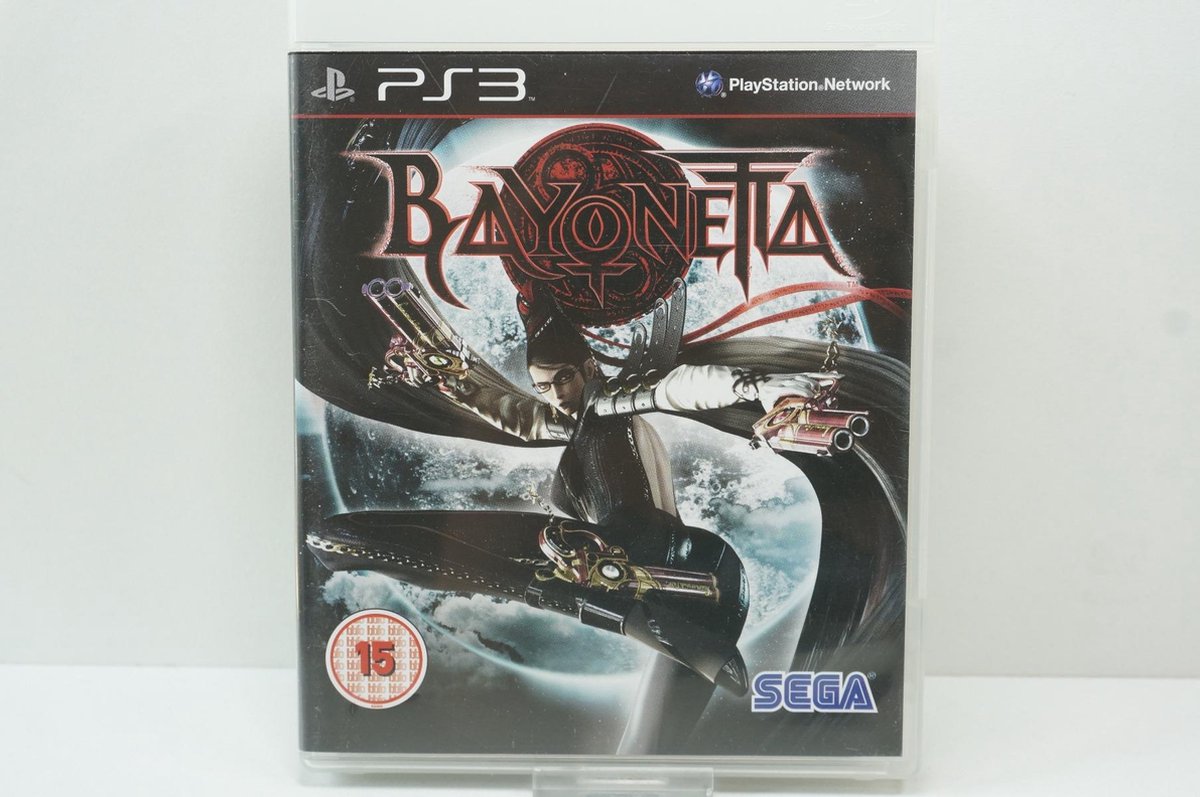 Bayonetta (ps3 used game)