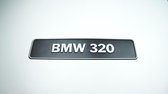 BMW 320 Dealer Showroom Plaat