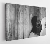 Onlinecanvas - Schilderij - Acoustic Antique Art Bass Art Horizontal Horizontal - Multicolor - 75 X 115 Cm
