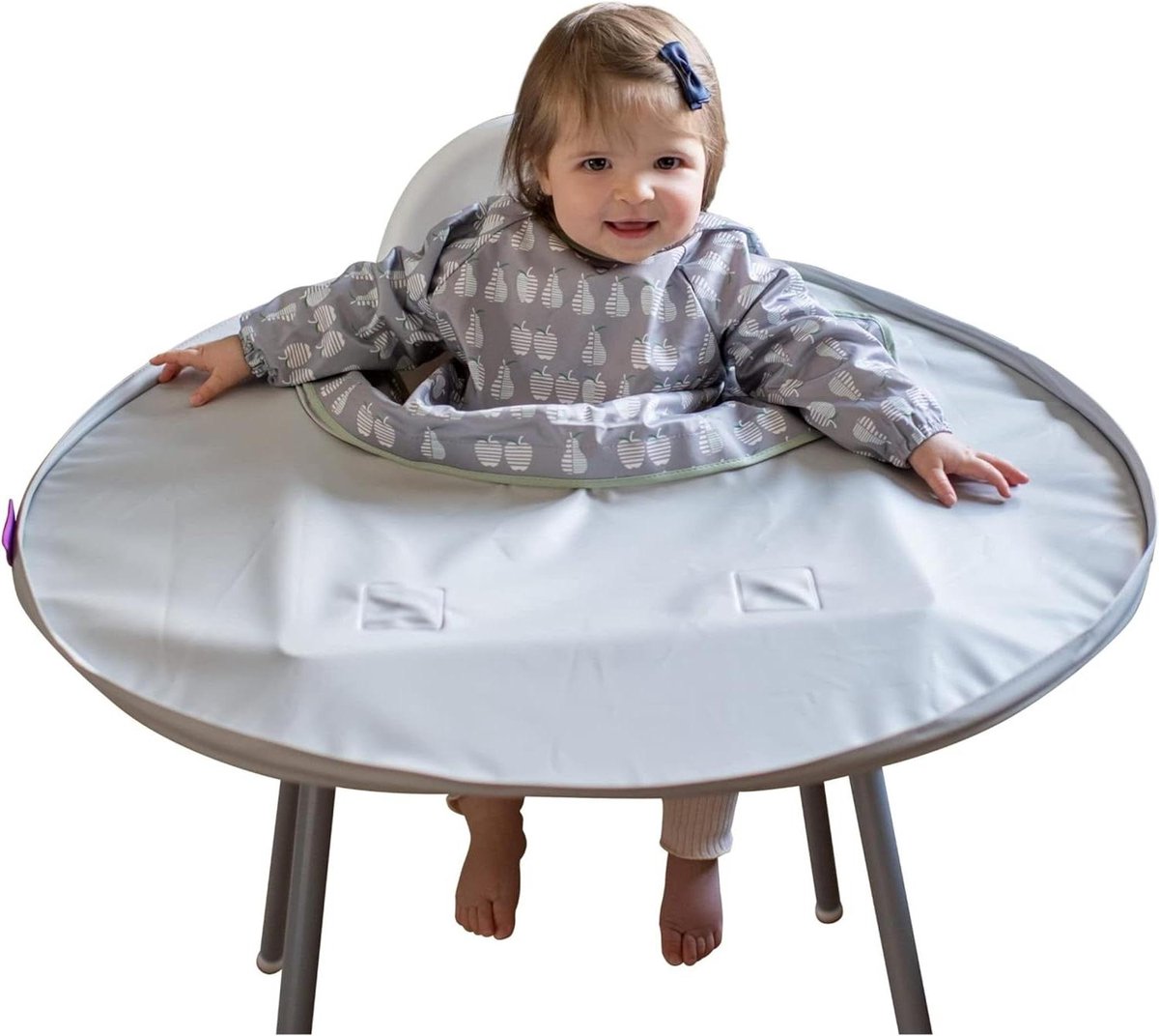 Goedkoopste Baby slabbetje en eetblad set voor hygiënisch schone maaltijden. Het slabbetje met Lange Mouw en schort vangt etensresten op en bevestigt zich aan het eetblad. slabbetje & eetblad set. Volledige bedekking voor je kleintje!