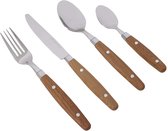Een set van vier roestvrijstalen bestek met houten handvatten: mes, vork, grote en kleine lepel.