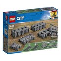 LEGO City treinrails: 4x rechte rails, 8x bochtrails, 8x flexibele rails en wisselstukken.