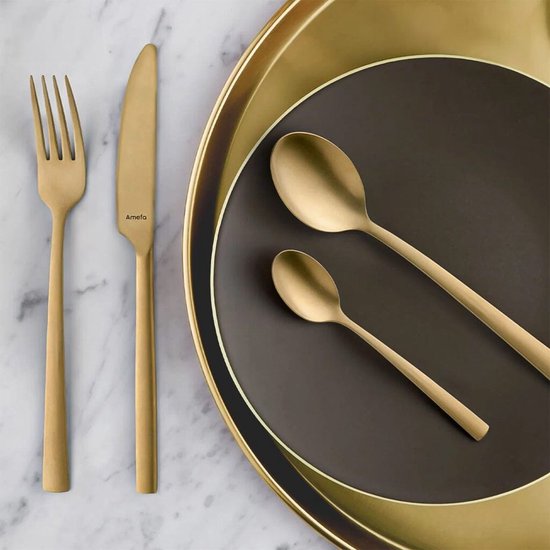 Ménagère Amefa Ventura dorée 24 pièces dans un coffret de luxe