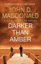 Omslag Darker than Amber: Introduction by Lee Child