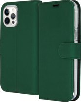 iPhone 12 Pro Max Hoesje Met Pasjeshouder - Accezz Wallet Softcase Bookcase - Groen