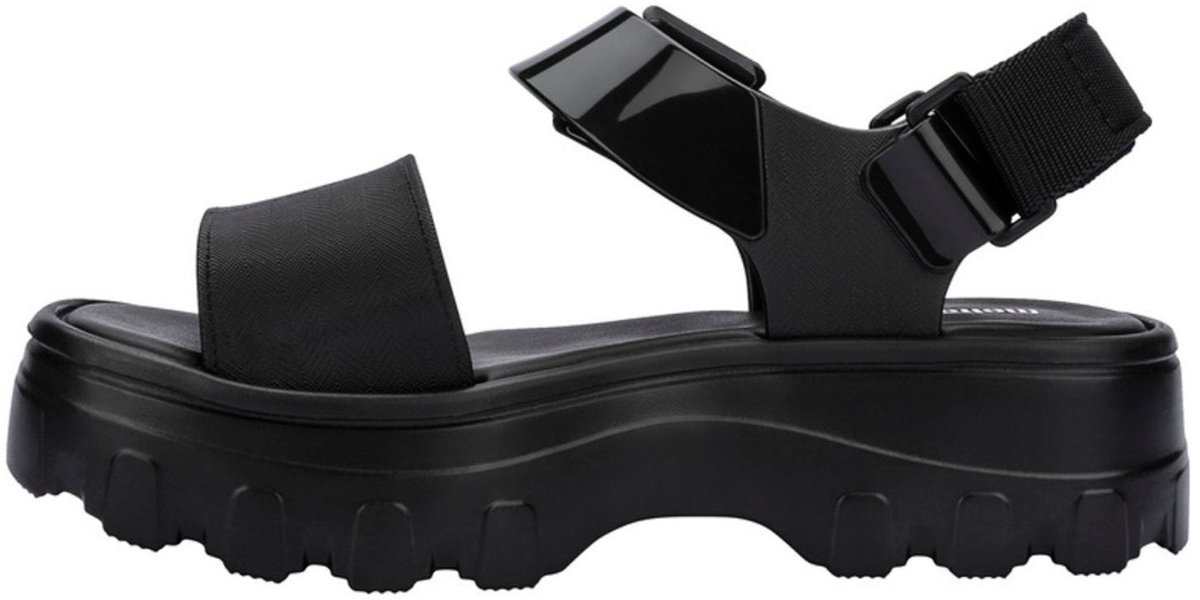 Melissa Sandal KICK OFF SANDAL AD