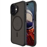 Zwarte carbon fiber backcover voor iPhone 14 Pro Max met MagSafe, met een zwart frame.