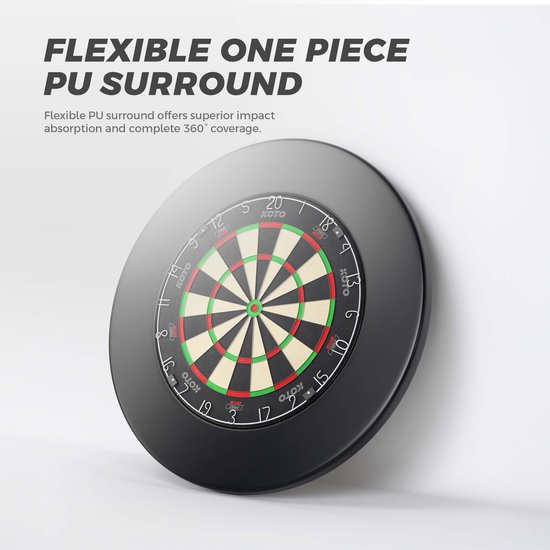 Een dartbord met een zwarte, flexibele PU surround.