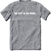 Kattenbaas - Katten T-Shirt Kleding Cadeau | Dames - Heren - Unisex | Kat / Dieren shirt | Grappig Verjaardag kado | Tshirt Met Print | - Donker Grijs - Gemaleerd - M