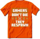 Gamers don't die pixel T-shirt | Groen | Gaming kleding | Grappig game verjaardag cadeau shirt Heren – Dames – Unisex | - Oranje - L