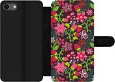 Bookcase Geschikt voor iPhone 7 telefoonhoesje - Meisjes - Fruit - Bloemen - Patronen - Girl - Kids - Kinderen - Kindje - Met vakjes - Wallet case met magneetsluiting