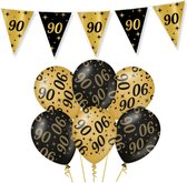 Leeftijd verjaardag feestartikelen pakket vlaggetjes/ballonnen 90 jaar zwart/goud - 12x ballonnen/2x vlaggenlijnen