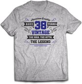 38 Jaar Legend - Feest kado T-Shirt Heren / Dames - Antraciet Grijs / Donker Blauw - Perfect Verjaardag Cadeau Shirt - grappige Spreuken, Zinnen en Teksten. Maat 3XL