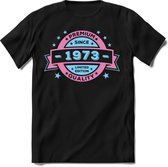 1973 Premium Quality | Feest Kado T-Shirt Heren - Dames | Licht Roze - Licht Blauw | Perfect Verjaardag Cadeau Shirt | Grappige Spreuken - Zinnen - Teksten | Maat XXL