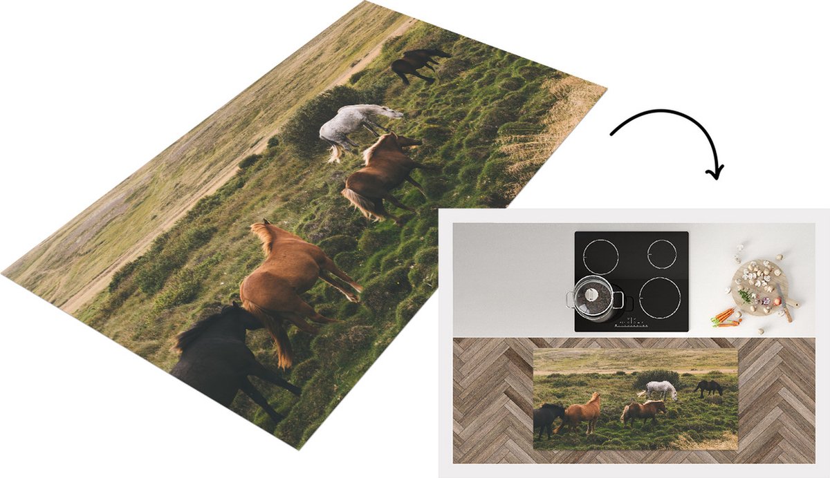 KitchenYeah Keukenloper - Loper keuken - Paarden - Gras - IJsland - 120x60 cm - Keukenloper vinyl Multicolor