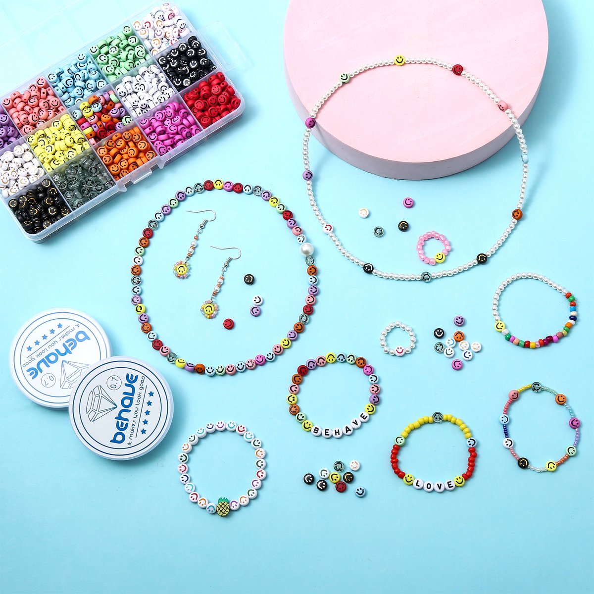 Behave Smiley Kralen Set - Emoji Kralen - DIY Sieraden maken - Rijgdraad - 15 Kleuren - 7x4mm - 80 Kralen per Kleur - Totaal 1200 Stuks — afbeelding 3
