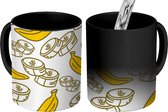 Magische Mok - Foto op Warmte Mokken - Koffiemok - Banaan - Patronen - Fruit - Magic Mok - Beker - 350 ML - Theemok