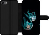 Bookcase Geschikt voor iPhone 7 telefoonhoesje - Kwal - Zeedieren - Zwart - Met vakjes - Wallet case met magneetsluiting