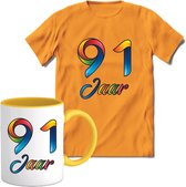 91 Jaar Vrolijke Verjaadag T-shirt met mok giftset Geel | Verjaardag cadeau pakket set | Grappig feest shirt Heren – Dames – Unisex kleding | Koffie en thee mok | Maat M