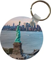 Sleutelhanger - Vrijheidsbeeld met de skyline van New York - Plastic - Rond - Uitdeelcadeautjes