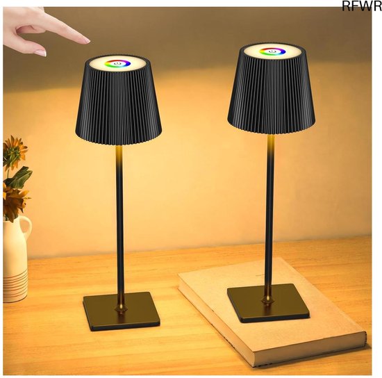 BEPER P201UTP306 Lumì oplaadbare lamp, Vloer- en tafellamp, In hoogte verstelbaar, Wandaccessoire, Inclusief USB-kabel, Aanraakschakelaar aan, Zwart