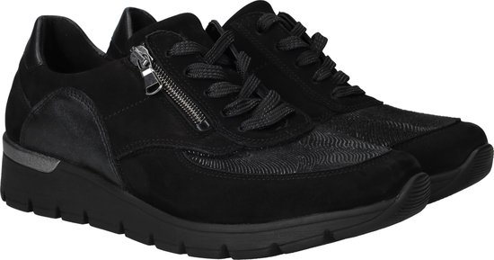 Zwarte Waldläufer sneakers met ritssluiting en stoffen inzetstuk op de neus. Zwart suède en leer.