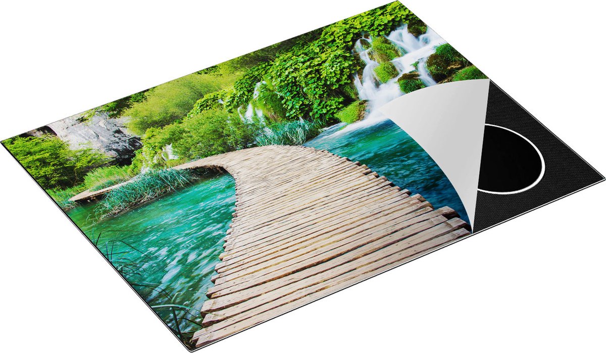 Chefcare Inductie Beschermer Houten Pad op het Water bij de Watervallen - 71x52 cm - Afdekplaat Inductie - Kookplaat Beschermer - Inductie Mat