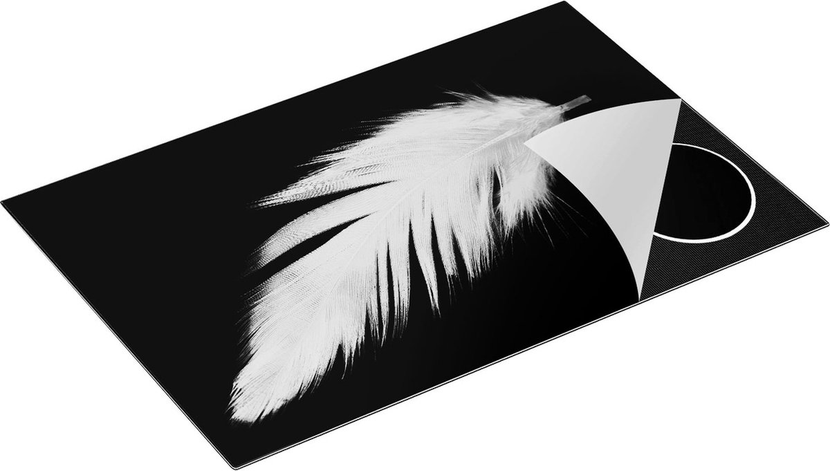 Chefcare Inductie Beschermer Witte Veer op een Zwarte Achtergrond - 78x52 cm - Afdekplaat Inductie - Kookplaat Beschermer - Inductie Mat