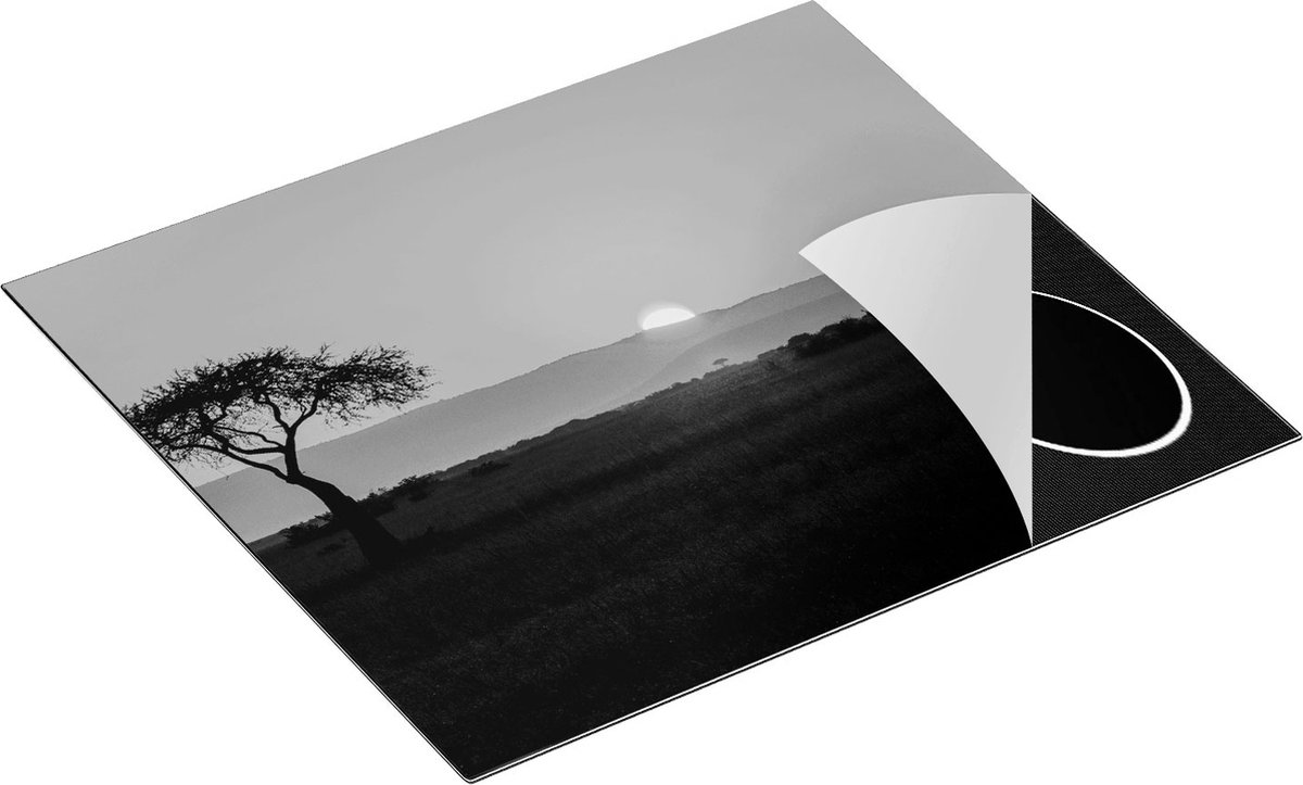 Chefcare Inductie Beschermer Zonsopgang in de Savanne met een Boom - Zwart Wit - 60x50 cm - Afdekplaat Inductie - Kookplaat Beschermer - Inductie Mat