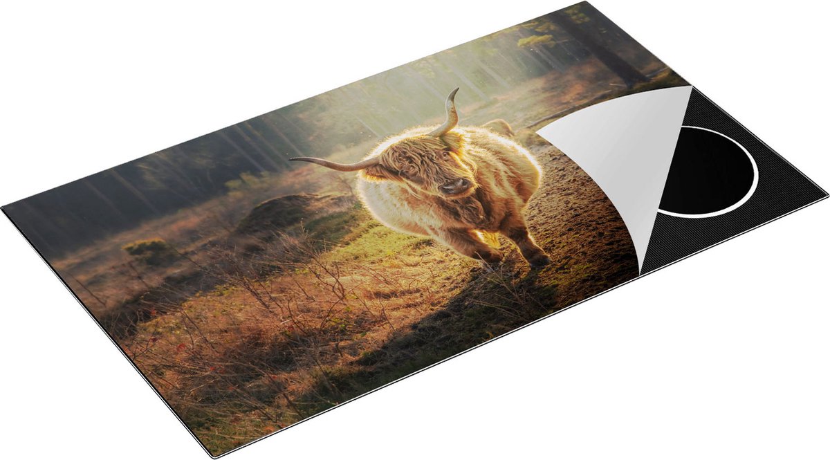 Chefcare Inductie Beschermer Schotse Hooglander in de Bossen - 90x55 cm - Afdekplaat Inductie - Kookplaat Beschermer - Inductie Mat