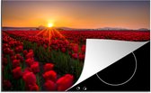 KitchenYeah® Inductie beschermer 91.2x52 cm - Een veld met alleen maar rode tulpen - Kookplaataccessoires - Afdekplaat voor kookplaat - Inductiebeschermer - Inductiemat - Inductieplaat mat