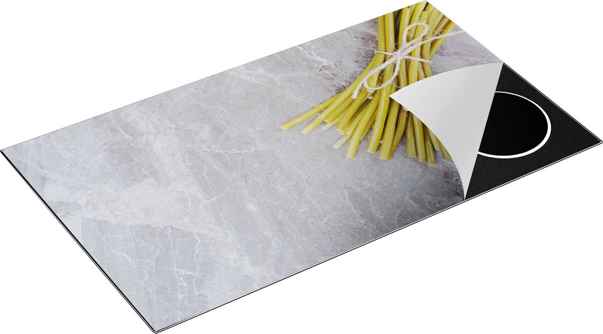 Chefcare Inductie Beschermer Sperziebonen op Grijze Marmer - 91,6x52,7 cm - Afdekplaat Inductie - Kookplaat Beschermer - Inductie Mat