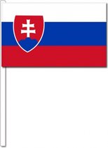 10 zwaaivlaggetjes Slowakije 12 x 24 cm