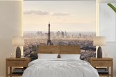 Behang - Fotobehang Parijs - Eiffeltoren - Lucht - Breedte 280 cm x hoogte 280 cm