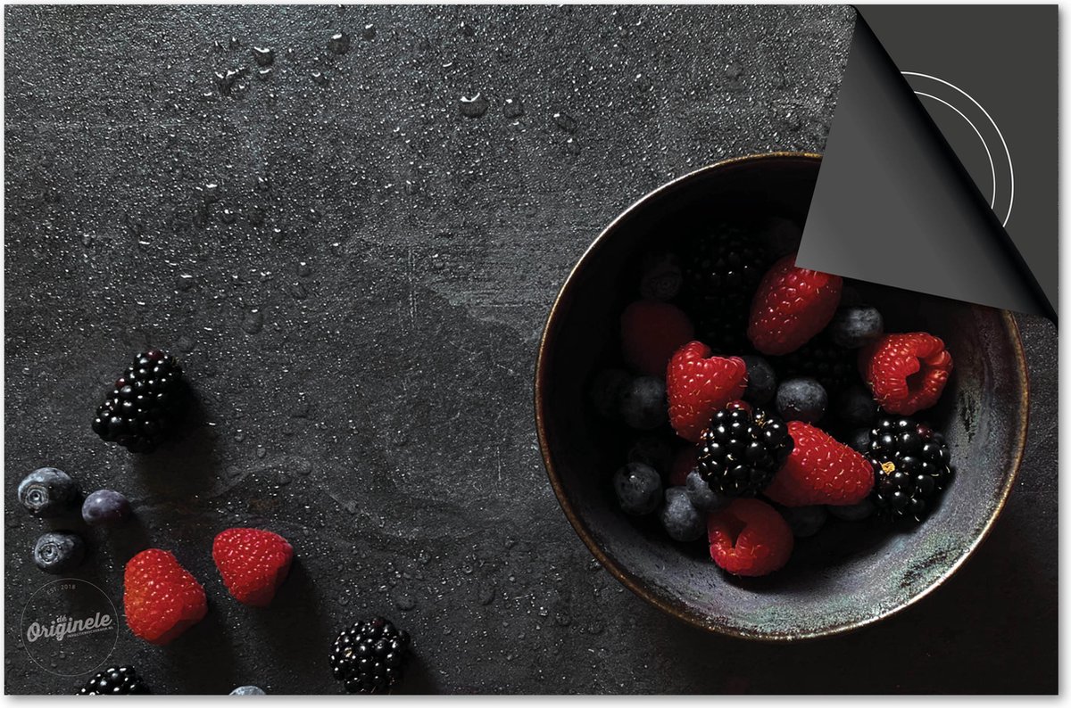 Inductie beschermer 77x51 - afdekplaat inductie mat - Dietrix Kookplaat beschermer - DELUXE - Flatlay - Rood fruit