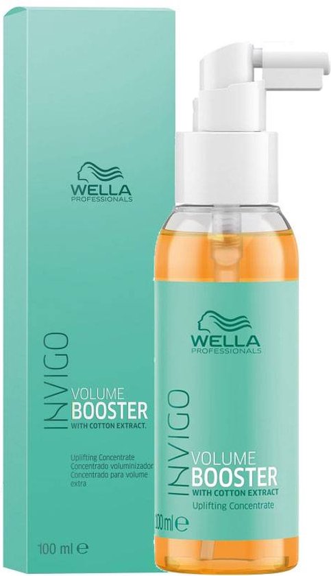 Wella Invigo Volume Booster spray met katoenextract naast de mintgroene verpakking.