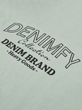Lichtgroen T-shirt met de tekst 'DENIMFY Collection DENIM BRAND - Heavy Goods -'.