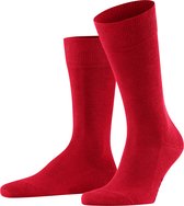 Chaussettes FALKE Family pour hommes - rouge (écarlate) - Taille: 43-46