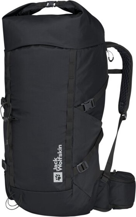 Zwarte rugzak met Jack Wolfskin logo, zijvakken en verstelbare banden.