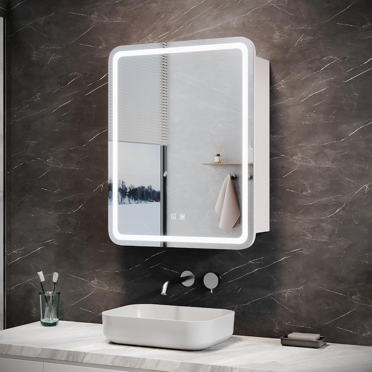 Spiegelkast badkamer met verlichting 550x700mm afgeronde hoeken