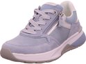 Lichtblauwe Gabor Rollingsoft sneaker, bovenaanzicht met veters, rits en zilverkleurige accenten.