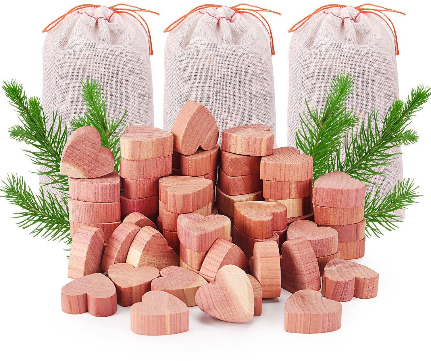 Natuurlijke Mottenbescherming Set met 50 Cedar Harten en 3 Geurzakjes