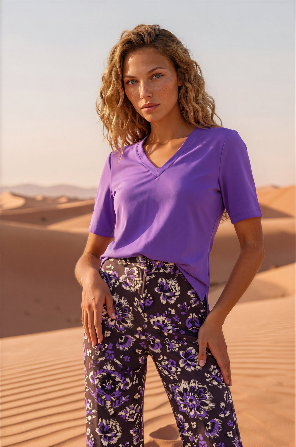 MI PIACE - Travel T-shirt V-hals Uni 202271 Winter Purple - Maat : M