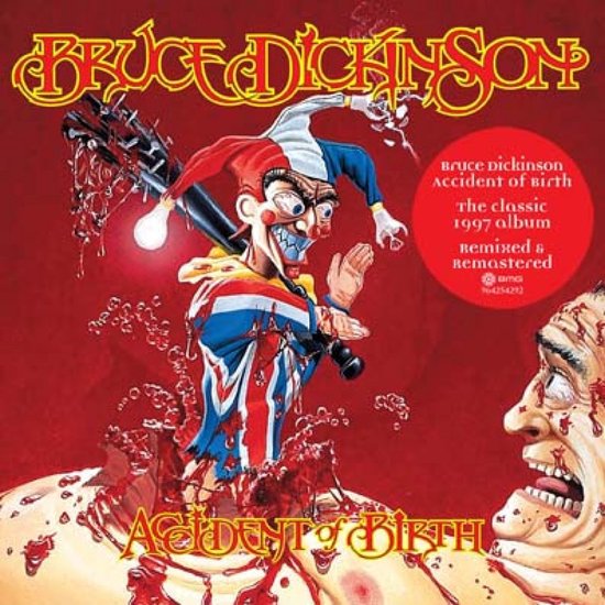 Bruce Dickinson 'Accident of Birth' albumhoes, met een clown die een bebloede knuppel vasthoudt, naast een grotesk hoofd op rode achtergrond.