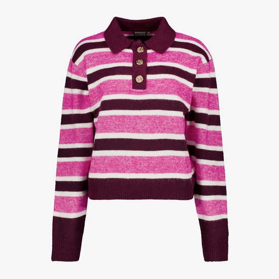 Roze, paarse en witte horizontale strepen op een lange mouwen polo trui met gouden knopen.